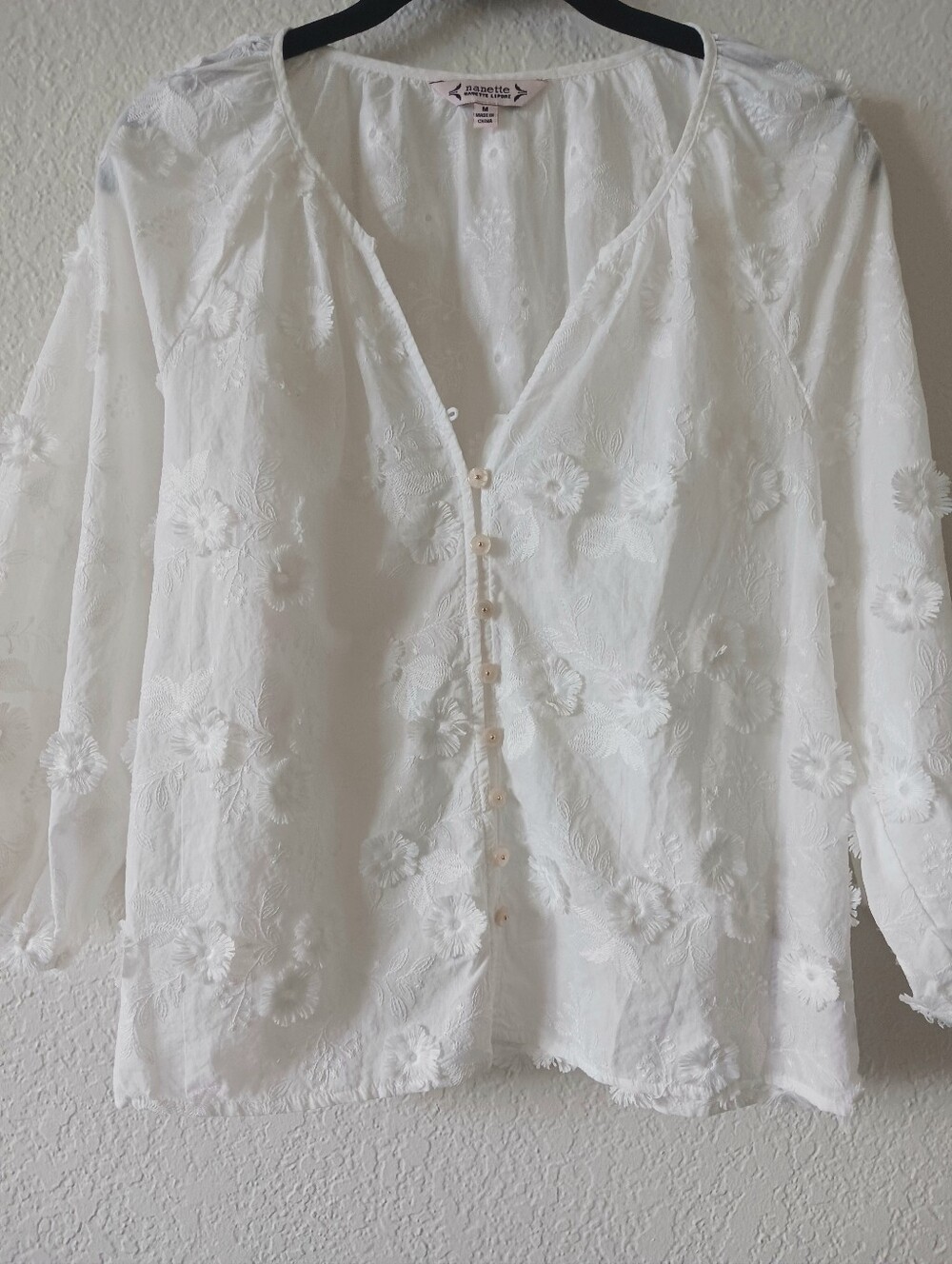 Nanette Lepore White Floral Embroidered  Summer Blouse 3/4 Sleeve Size Medium